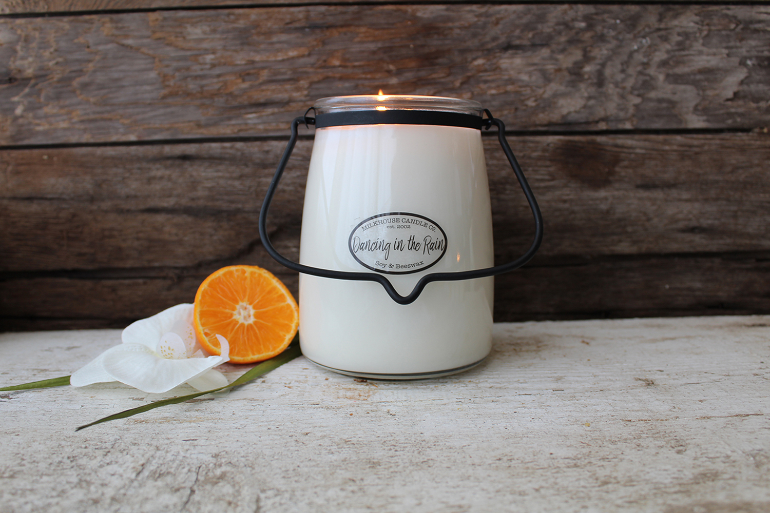 MILKHOUSE CANDLE Dancing in the Rain świeca zapachowa BUTTER JAR (624 g)