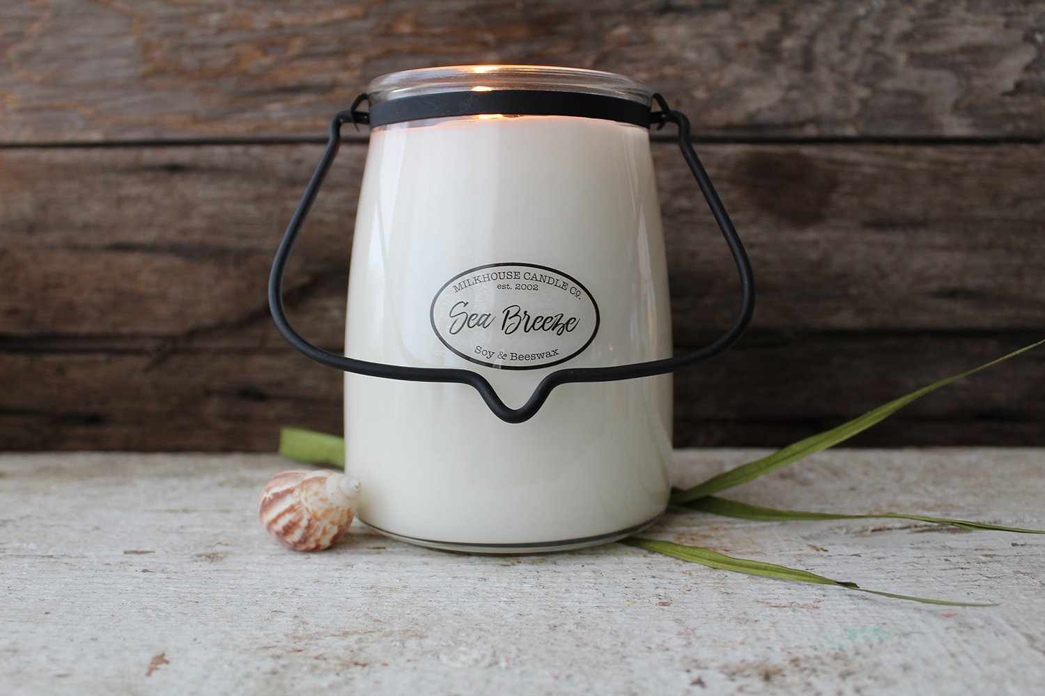 MILKHOUSE CANDLE Świeca zapachowa Sea Breeze BUTTER JAR (624 g)