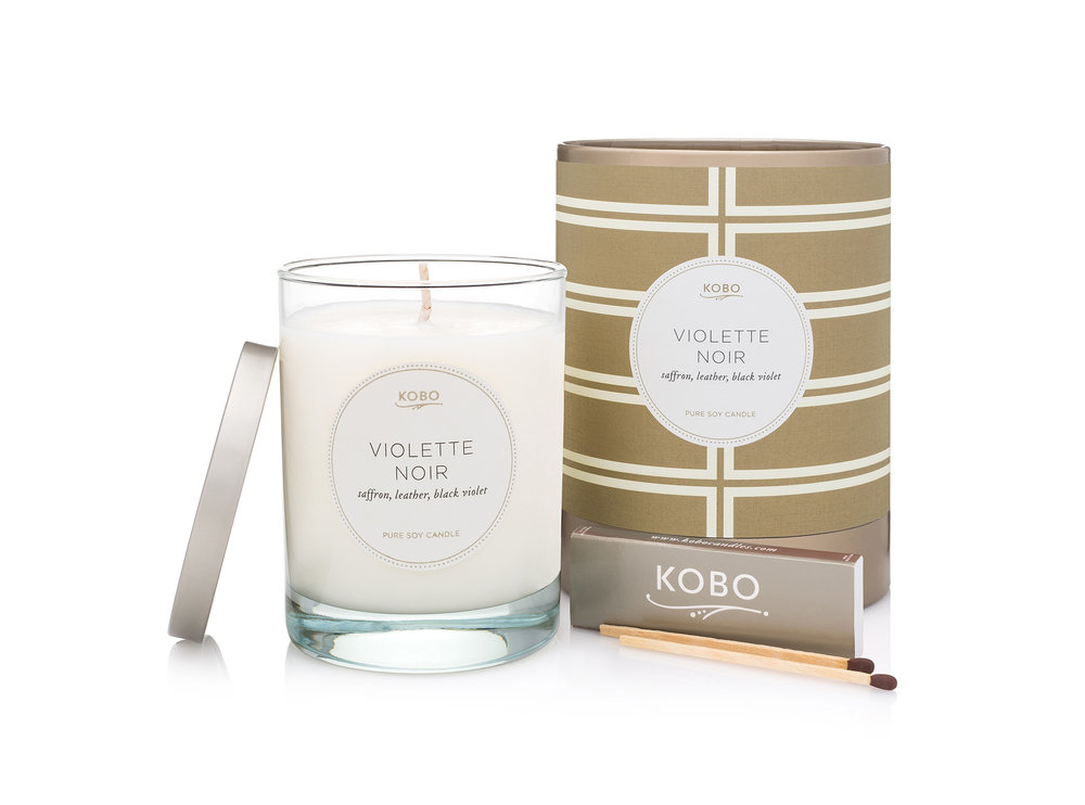 Świeca zapachowa KOBO Aurelia Violette Noir Candle (11oz / 312g)