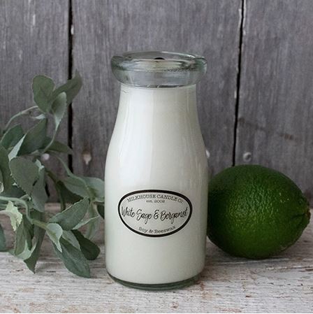 MILKHOUSE CANDLE Świeca zapachowa Biała Szałwia i Bergamotka MILKBOTTLE (227 g)